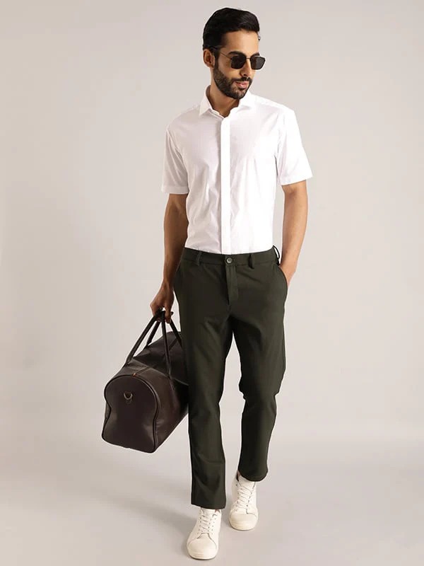 Indian Terrain Men's Slim Fit Solid Dark Green Trousers